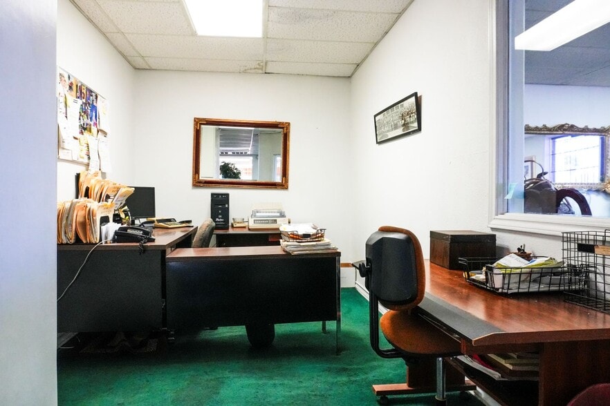 More Photos Of 1531 S Port Ave, Corpus Christi Office For Sale