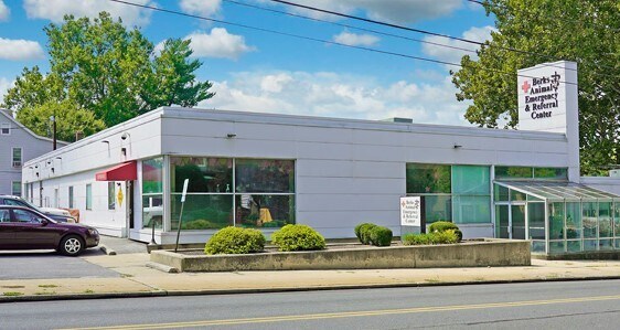 More Photos Of 400 W Lancaster Ave, Shillington Flex For Lease
