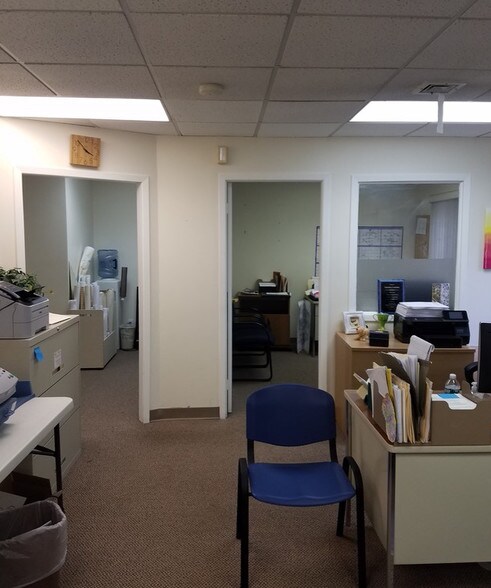 More Photos Of 4621 Little Neck Pky, Little Neck Office Residential For Sale