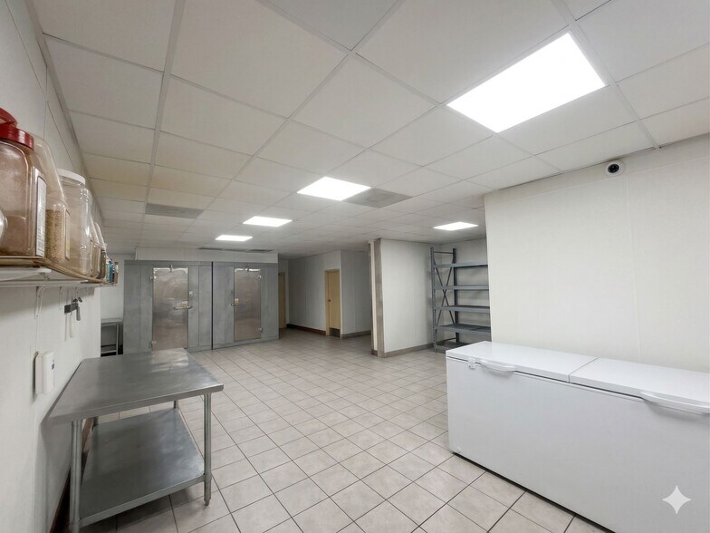 More Photos Of 9343 Lem Turner Rd, Jacksonville Fast Food For Sale