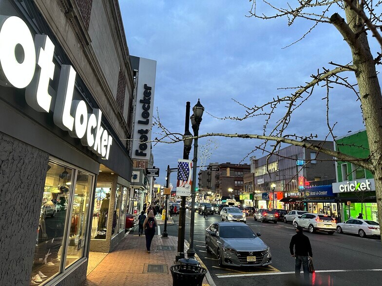 More Photos Of 5806-5810 Bergenline Ave, West New York Unknown For Lease