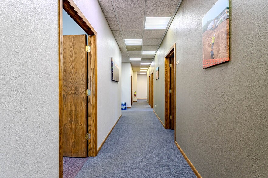 More Photos Of 3205 Terrace Ct, Wausau Office For Sale