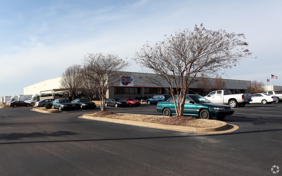 Primary Photo Of 7337-7339 Airways Blvd, Southaven Distribution For Lease