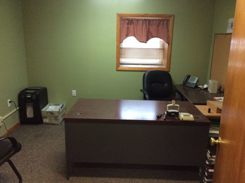 More Photos Of 14 Sewer Plant Rd, Buckhannon Warehouse For Lease