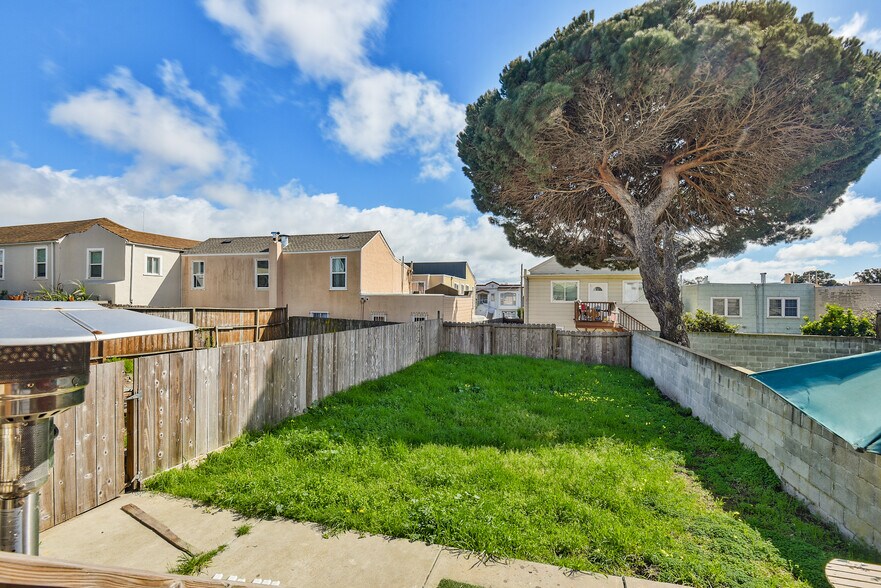 More Photos Of 163-165 Peabody St, San Francisco Land For Sale