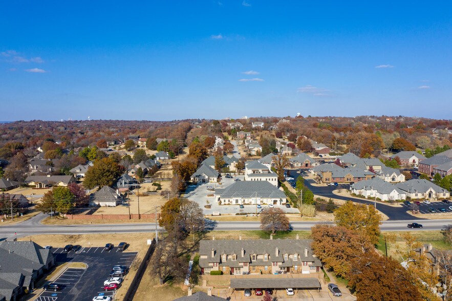 More Photos Of 4521 E 91st St, Tulsa Office For Lease