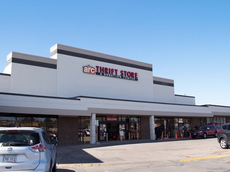 More Photos Of 8657-8795 Sheridan Blvd, Westminster Unknown For Lease