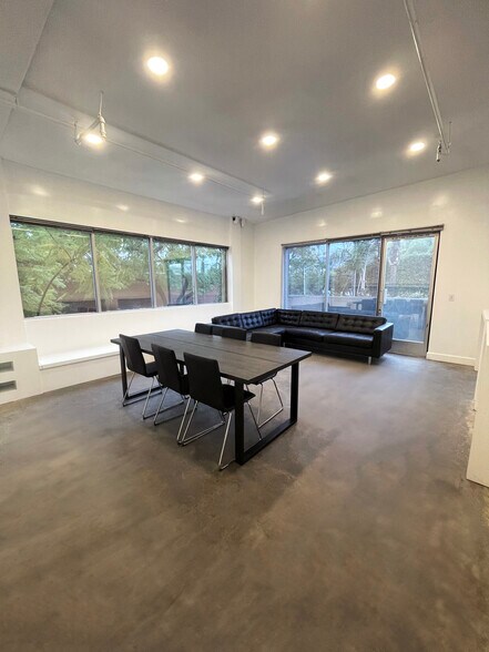 More Photos Of 7253-7255 Santa Monica Blvd, West Hollywood Freestanding For Lease