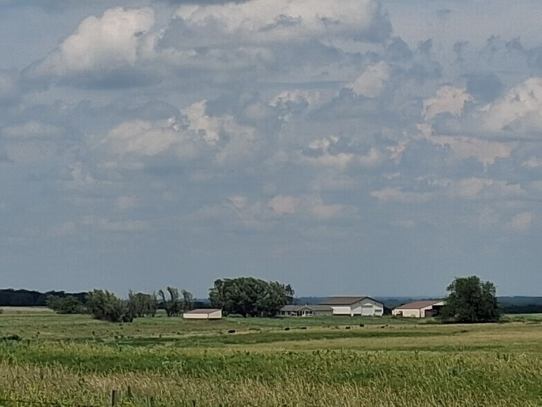 More Photos Of 6841 E US Highway 56, Overbrook Land For Sale