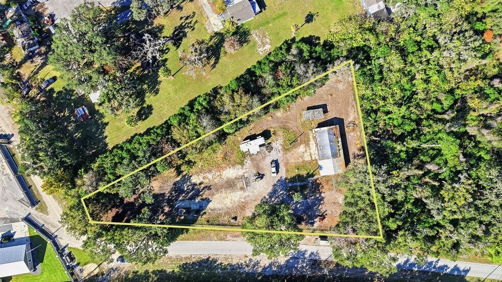 More Photos Of 1225 Lucas St, Leesburg Industrial For Lease