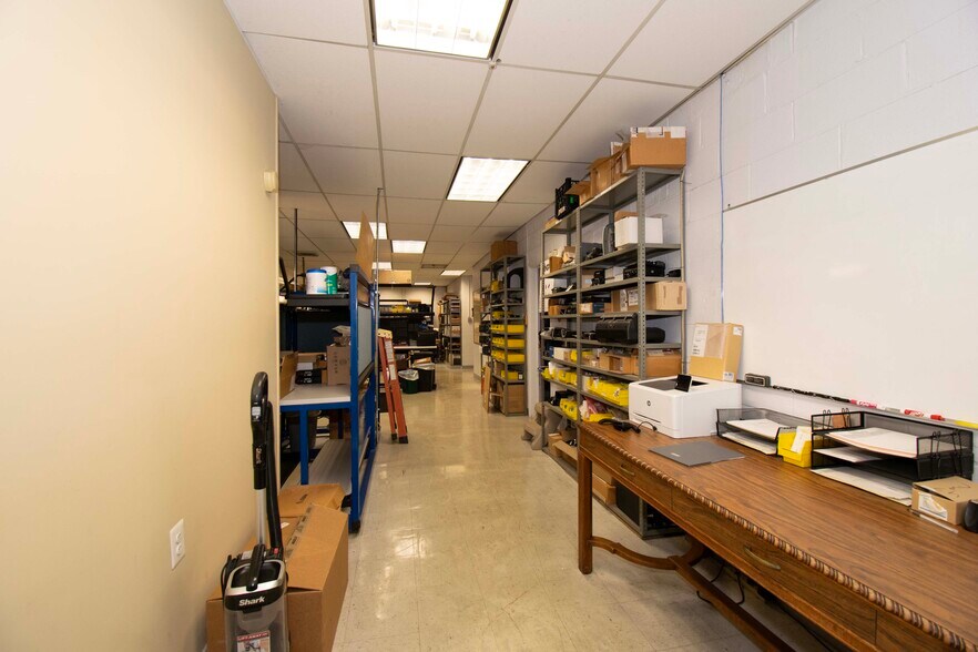 More Photos Of 940 Eddystone Ave, Eddystone Warehouse For Sale