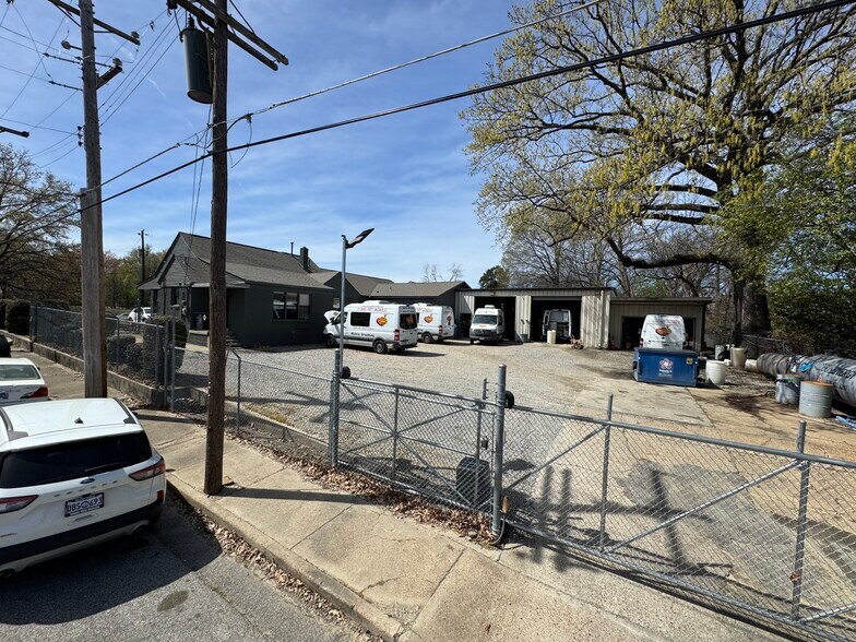 More Photos Of 3594 Forest Ave, Memphis Flex For Sale