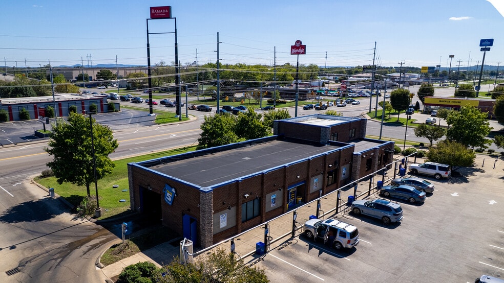 Primary Photo Of 1870 S Church St, Murfreesboro Carwash For Sale