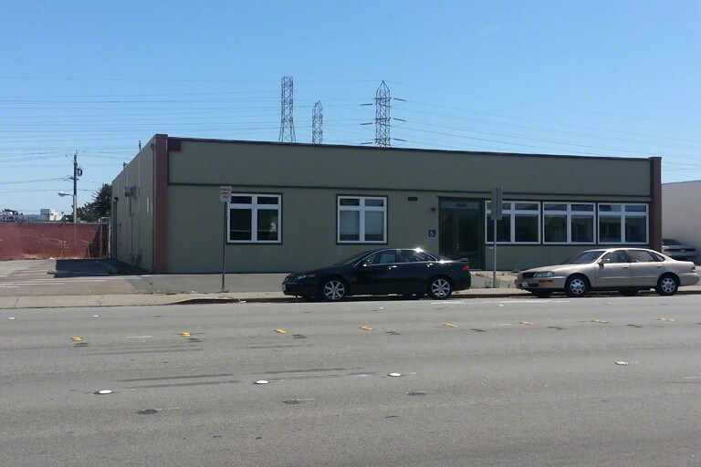 More Photos Of 1846 Rollins Rd, Burlingame Warehouse For Lease