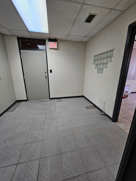 More Photos Of 75 Fox Ridge Ct, Debary Medical For Sale