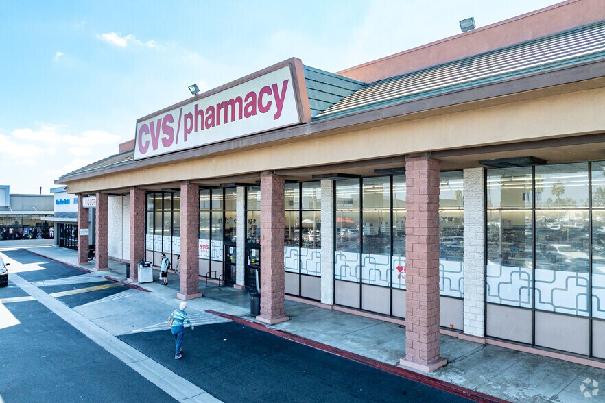 More Photos Of 17136 Magnolia St, Fountain Valley Drugstore For Sale