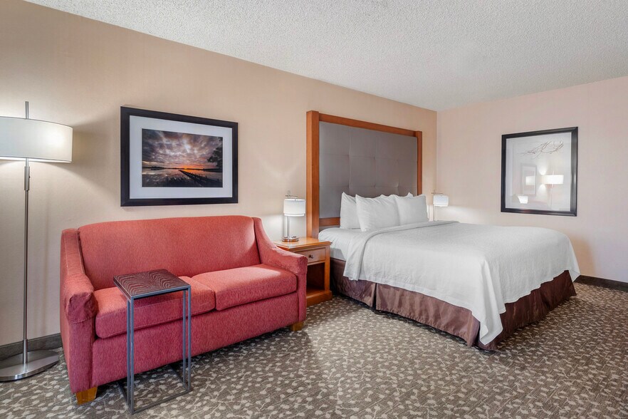 More Photos Of , Oak Harbor Hospitality For Sale