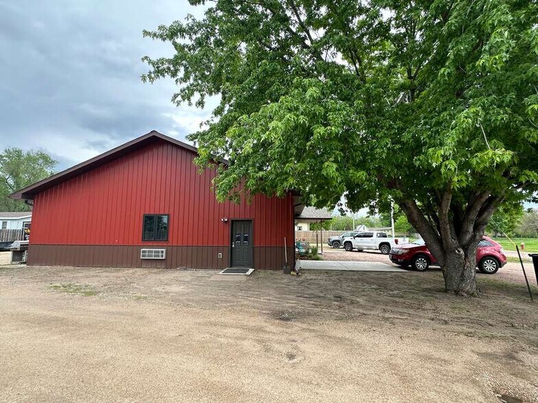 More Photos Of 708 E State St, Atkinson Freestanding For Sale