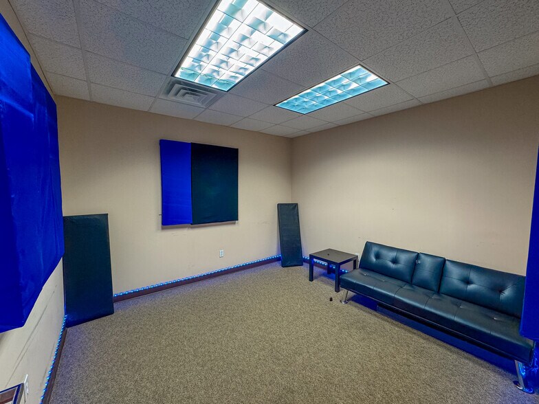 More Photos Of 2190 N Norcross Tucker Rd, Norcross Office For Lease