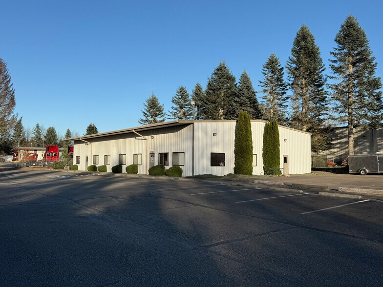 More Photos Of 821 Airport Ct, Olympia Office For Lease
