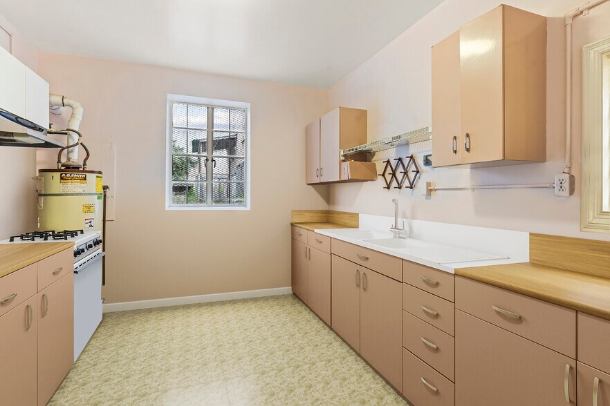 More Photos Of 6555 Geary Blvd, San Francisco Religious Facility For Sale