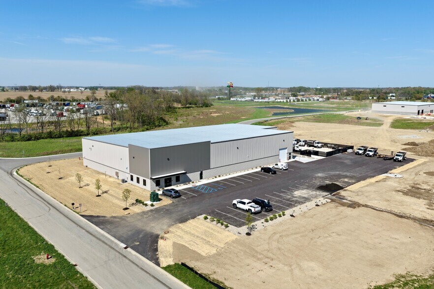 More Photos Of 0 W CR 800 S, Pendleton Unknown For Lease
