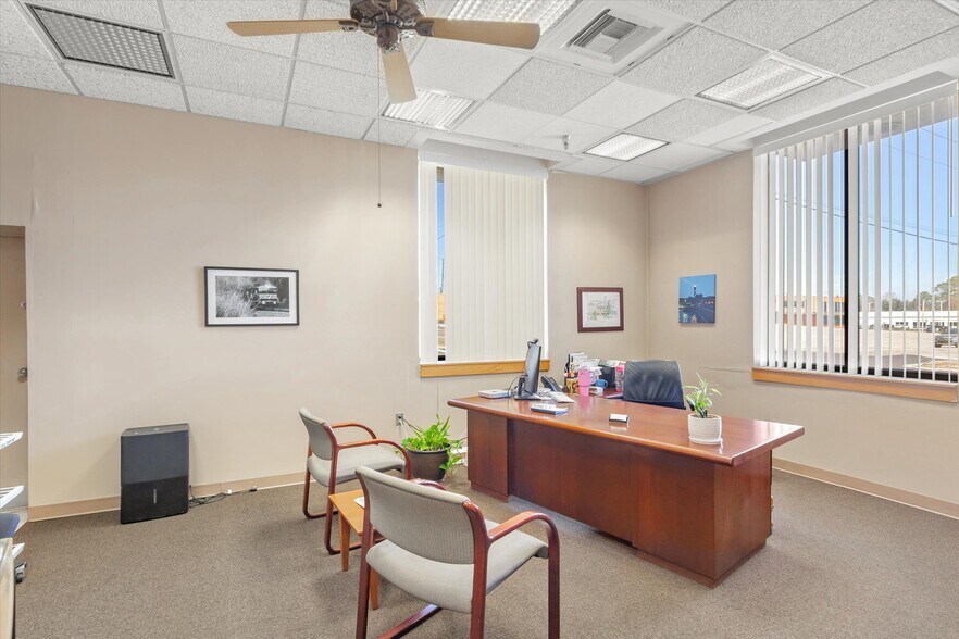 More Photos Of 1825 St Johns Ave, Palatka Office For Sale