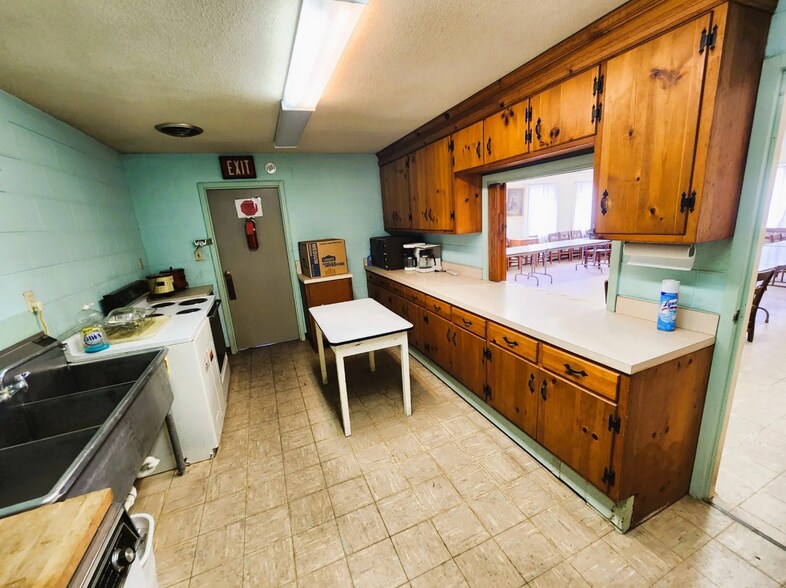 More Photos Of 21000 Chesterfield Ave, South Chesterfield Religious Facility For Sale