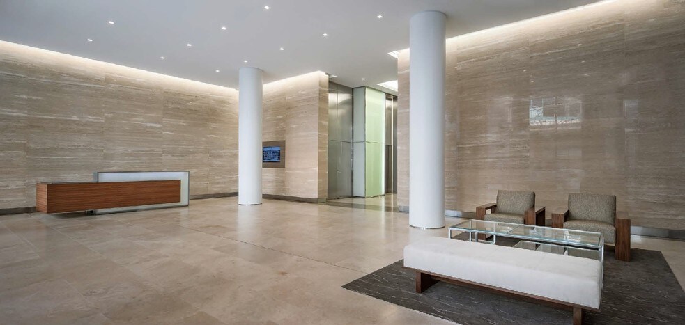 More Photos Of 3000 K St NW, Washington Office For Lease