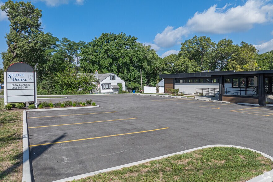 More Photos Of 3820 Central Ave, Lake Station Medical For Lease