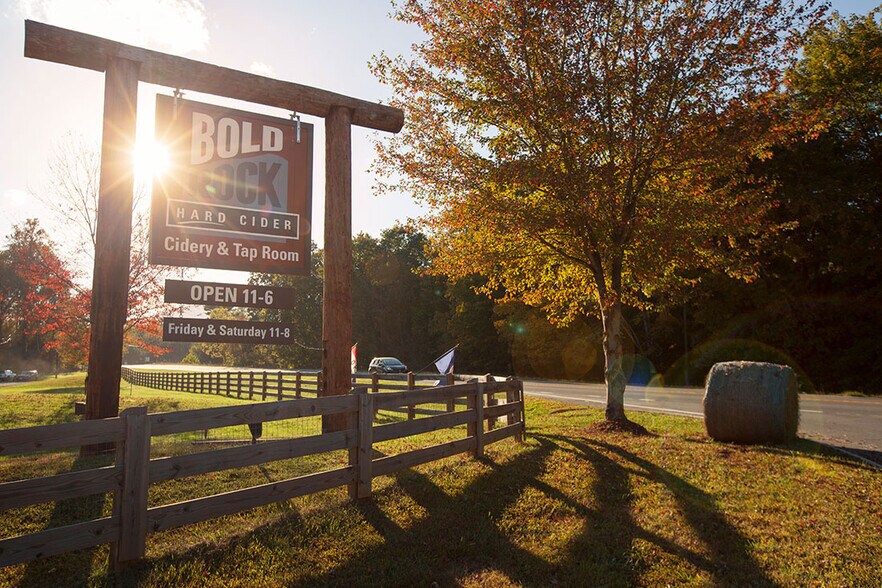 More Photos Of 7847 Rockfish Valley Hwy, Afton Hotel For Sale
