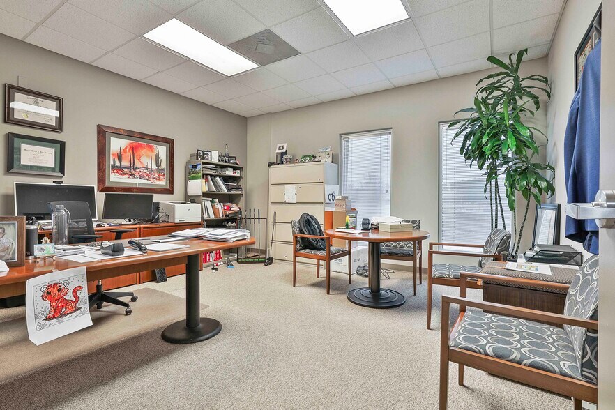 More Photos Of 1039 Sullivan Rd, Newnan Office For Sale