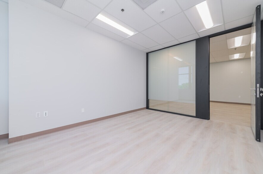 More Photos Of 9341 Irvine Blvd, Irvine Light Distribution For Lease