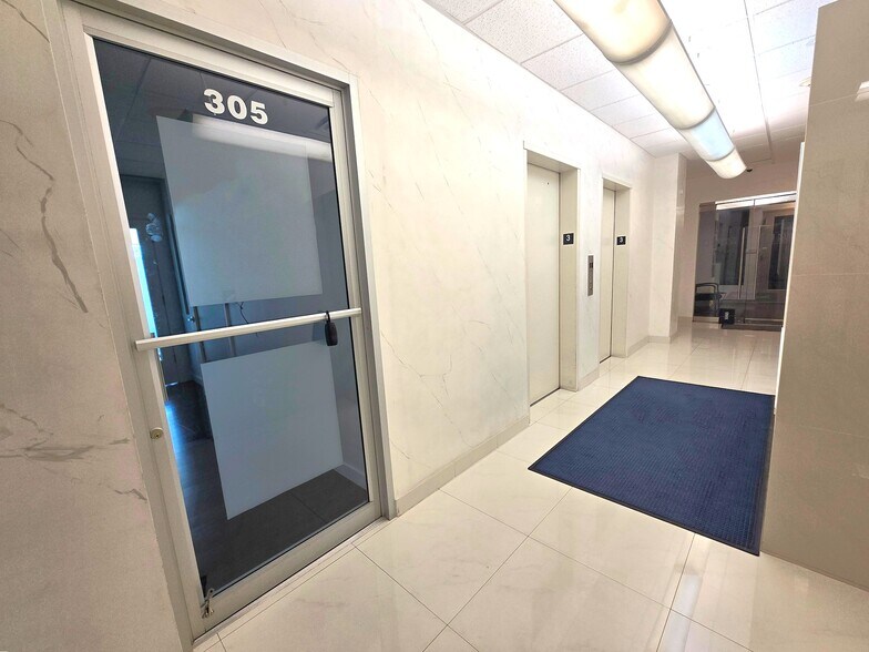 More Photos Of 31-19 Newtown Ave, Astoria Office For Sale