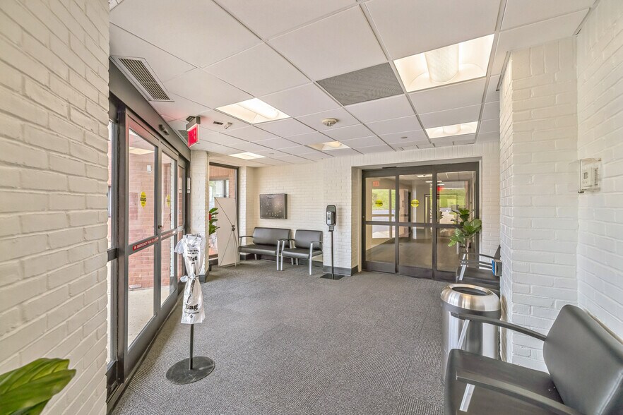 More Photos Of 1140 Varnum St NE, Washington Medical For Lease