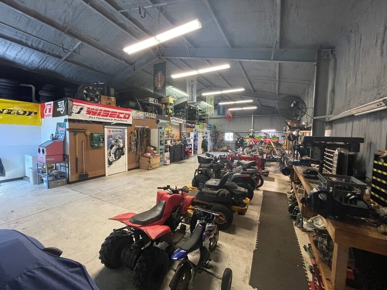 More Photos Of 1898 Williamstown Erial, Erial Warehouse For Sale