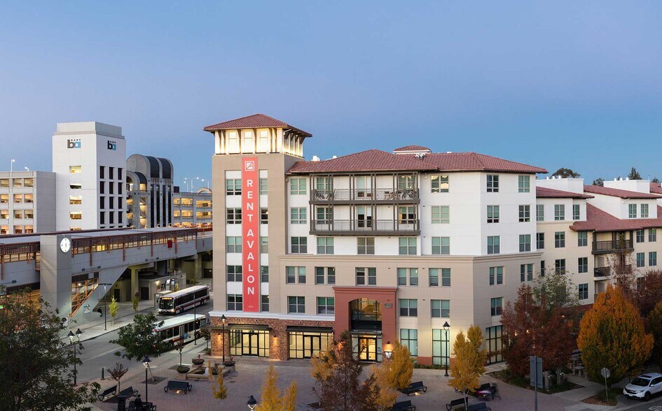 More Photos Of 1001 Harvey Dr, Walnut Creek Apartments For Lease