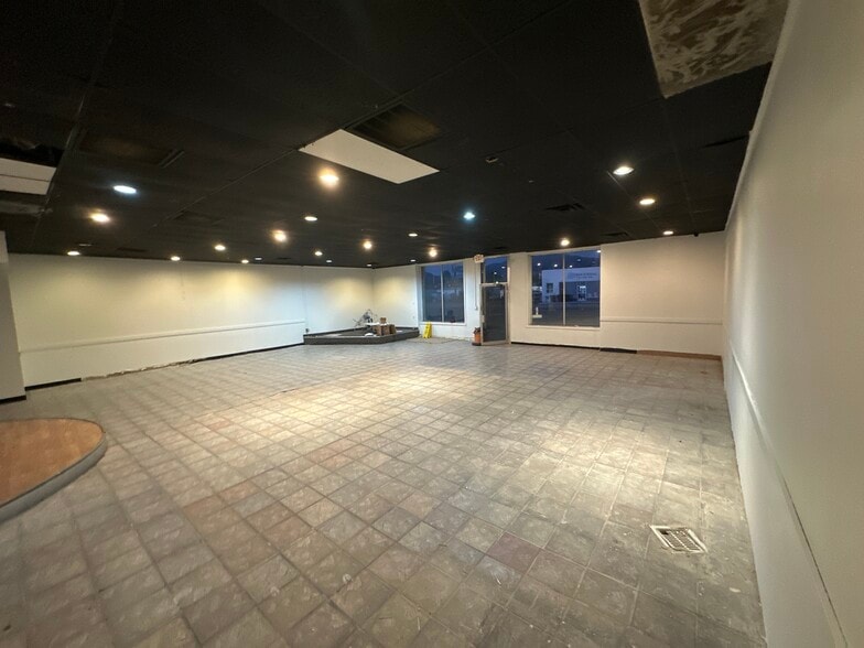 More Photos Of 3018 S State St, Salt Lake City Storefront For Lease