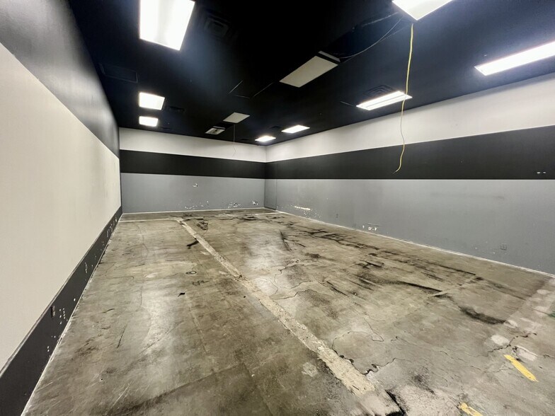 More Photos Of 540 4th St S, Coos Bay Storefront For Lease