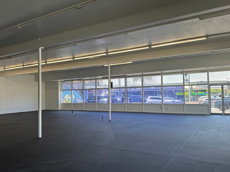 More Photos Of 2307 E Main St, Ventura Storefront For Sale