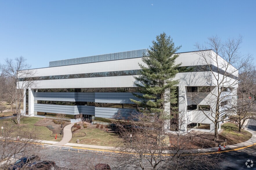More Photos Of 4 Independence Way, Princeton Office For Lease
