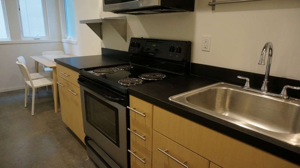 More Photos Of 2418 NW 58th St, Seattle Apartments For Sale