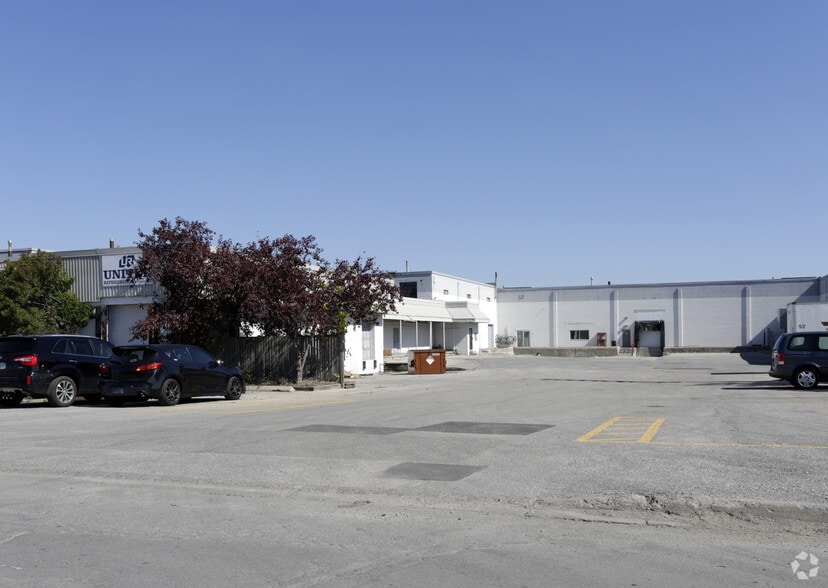 More Photos Of 25 Lorena St, Barrie Warehouse For Lease