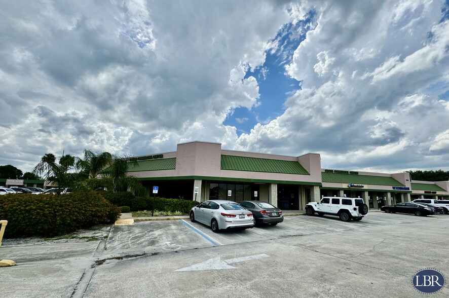 Primary Photo Of 3815 N US Hwy 1, Cocoa Restaurant For Lease