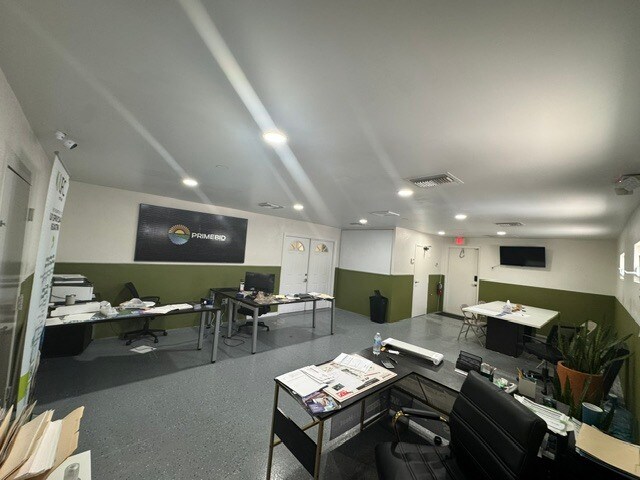 More Photos Of 7200 Bucks Ln, Fort Myers Storefront Retail Office For Lease
