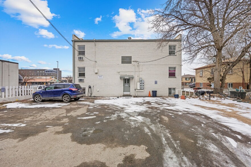 More Photos Of 3525 S Bannock St, Englewood Apartments For Sale