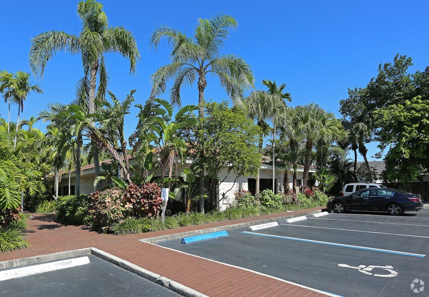 Primary Photo Of 7315 SW 87th Ave, Miami Office For Lease