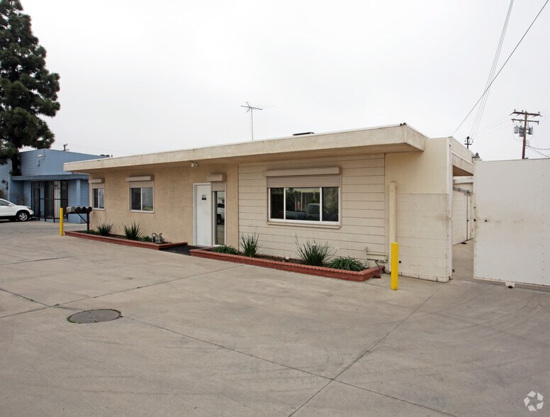 More Photos Of 8411 Secura Way, Whittier Manufacturing For Lease