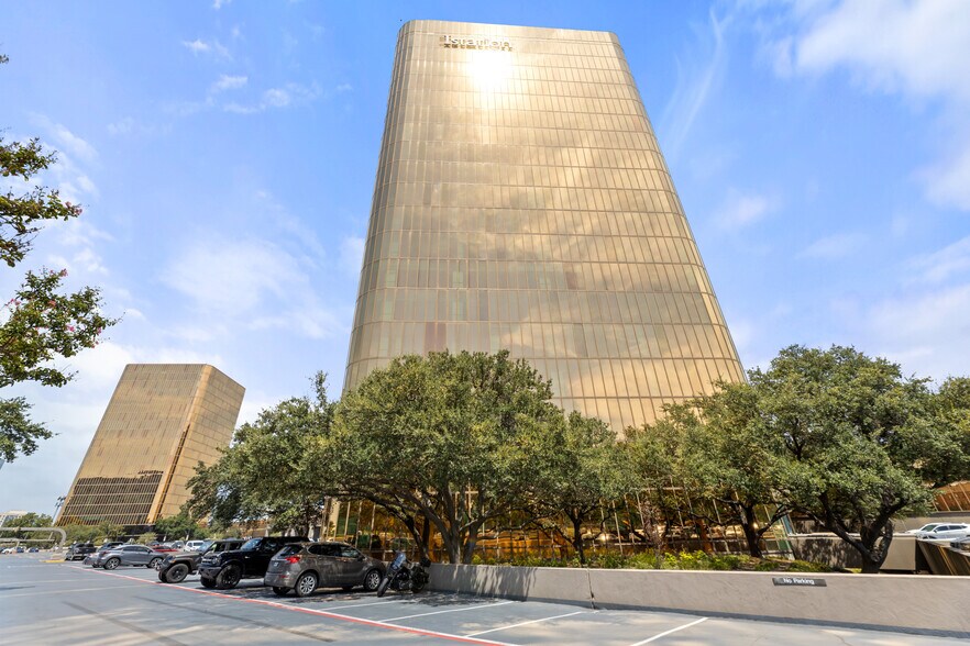 More Photos Of 8350 N Central Expy, Dallas Unknown For Lease