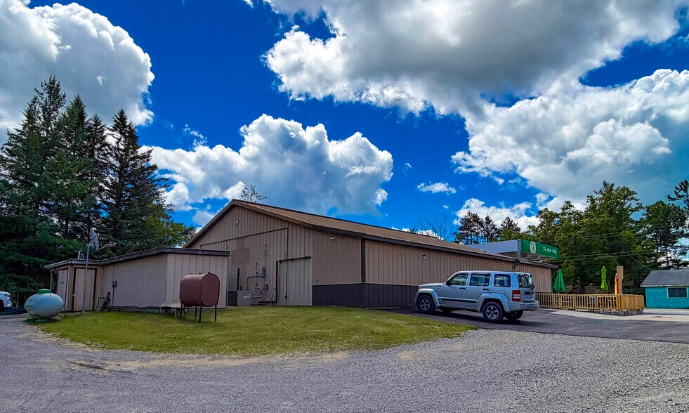 More Photos Of 1866 W Trask Lake Rd, Barton City Service Station For Sale